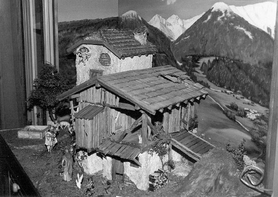 \resizebox*{1\columnwidth}{!}{\includegraphics{Bilder/Krippe_Turm.eps}}